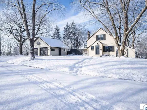 612 W 7th St, Mankato, MN 56001