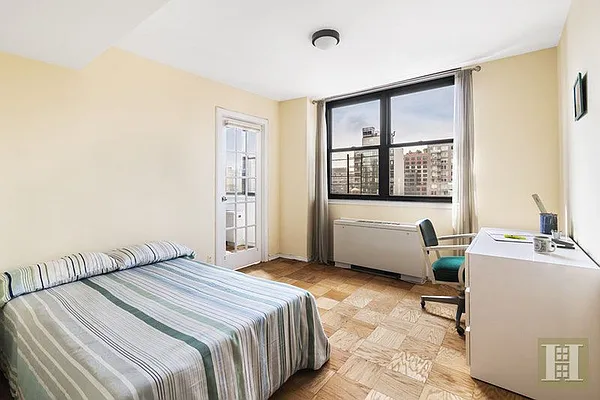 Sold by Halstead Real Estate | media 6