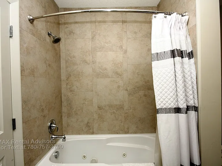211 13th Ave SE #2905 — Photo 20