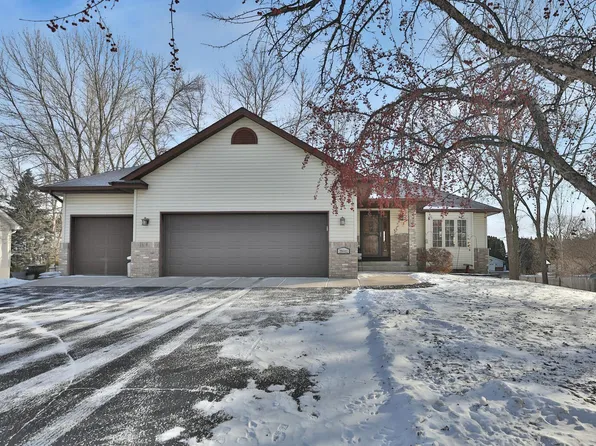 29682 295th Ln, Lindstrom, MN 55045