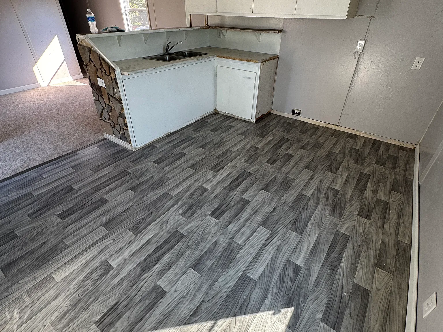 2 bed, $800 — Photo 2