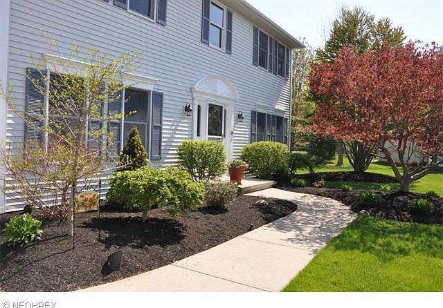 2nd image of 32792 Fox Chappel Ln