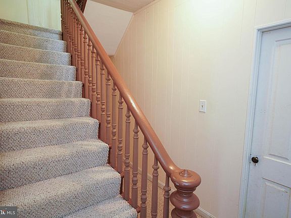 5th image of 3128 William Maddox Rd