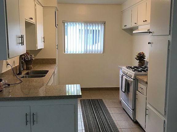 4th image of 17011 Yukon Ave APT 9