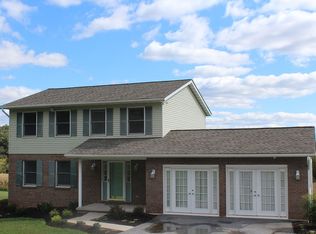 2701 Cape Horn Rd, Westminster, MD 21157