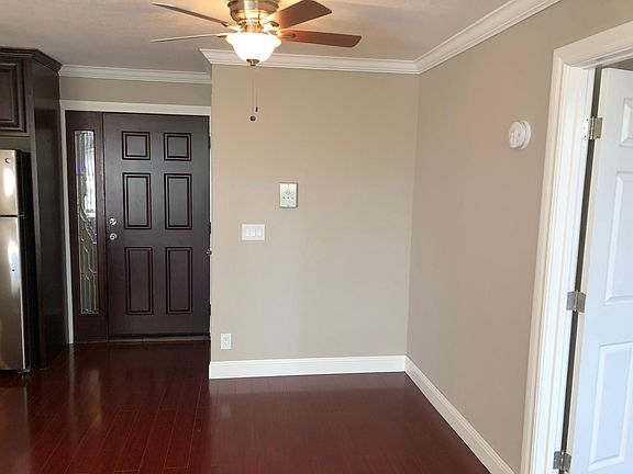 4th image of 500 El Camino Real APT 307