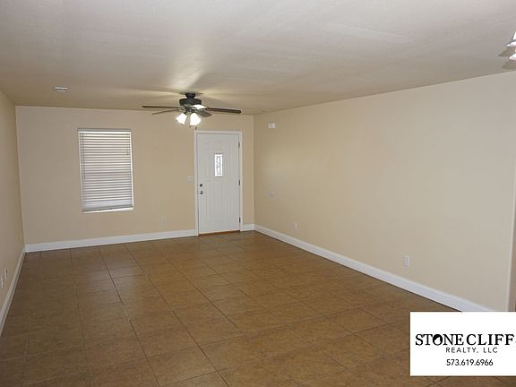 4th image of 310 Rylee Cir