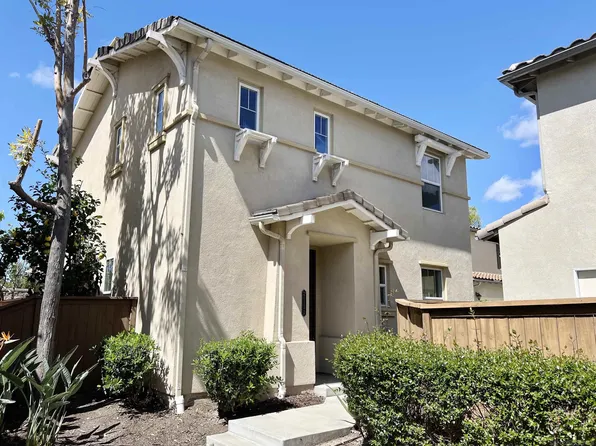 2132 Painted Desert Dr, Chula Vista, CA 91915