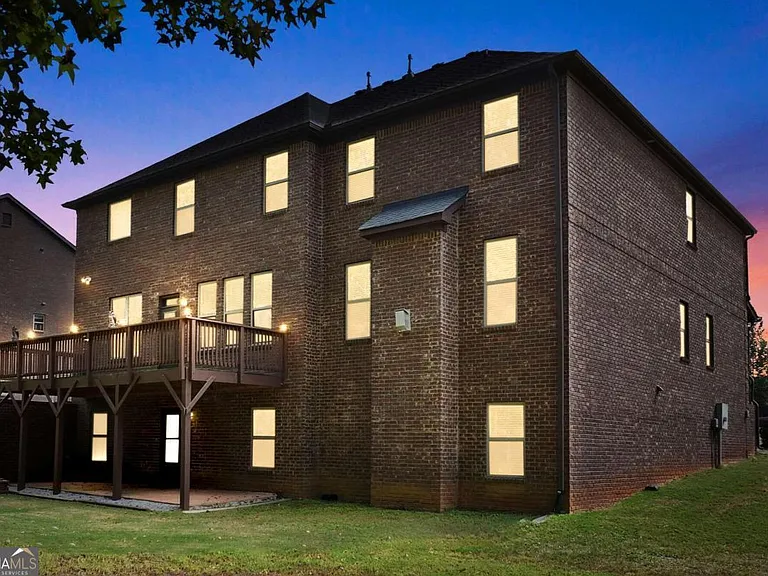 2214 Golden Eagle Dr — Photo 31