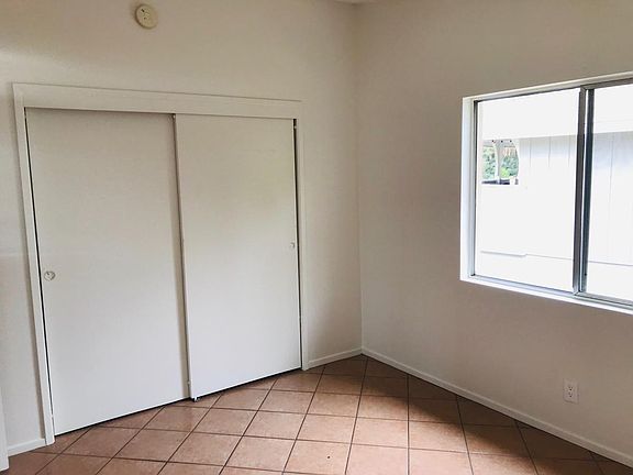 5th image of 4834 San Gordiano Ave APT B