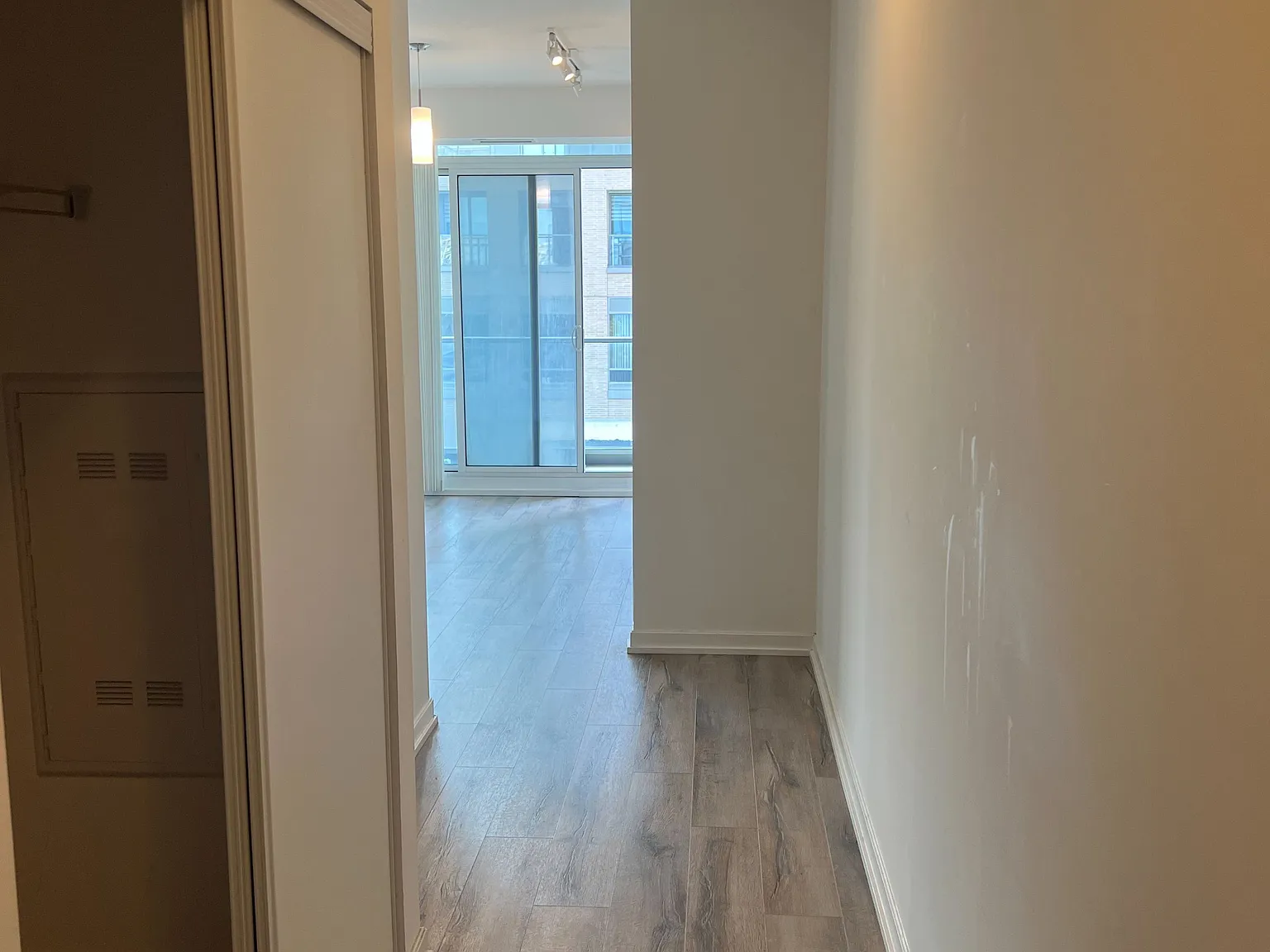 2 bed, $2,700 — Photo 4
