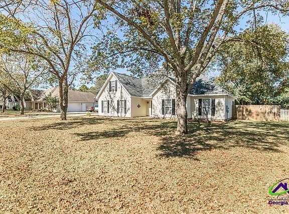 5th image of 127 Grove Ln