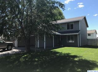 5012 Robert Wayne Dr, Pasco, WA