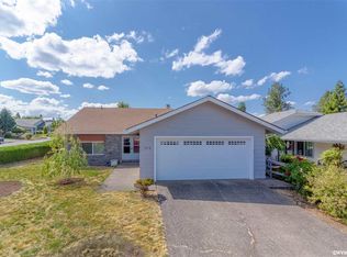 3198 Oakcrest Dr NW, Salem, OR 97304