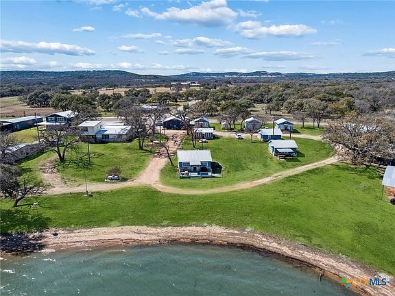 5th image of 16838 Ranch Road 2241