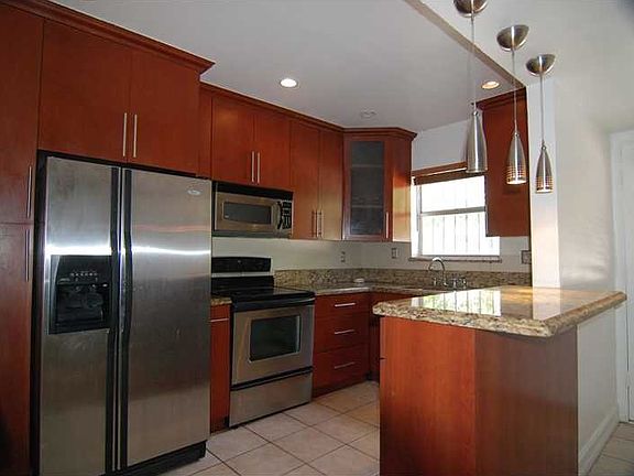 2nd image of 1519 NE 105th St