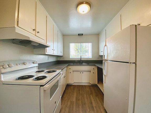 5th image of 297 Ellwood Beach Dr #8
