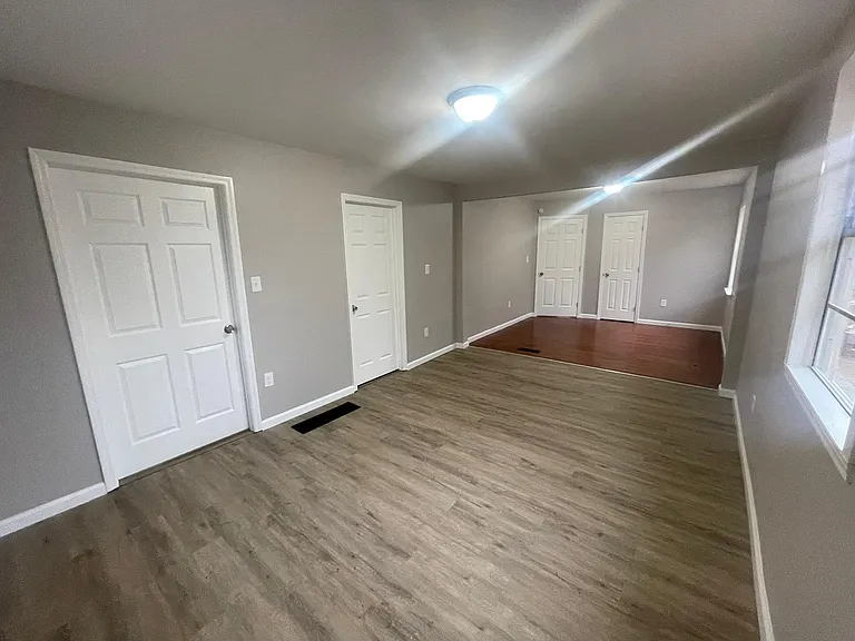 2625 20th St W — Photo 12