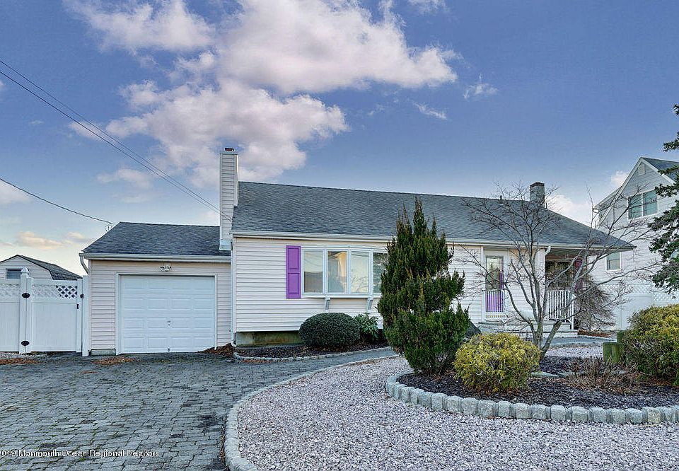 1st image of 1813 Grantwood Dr