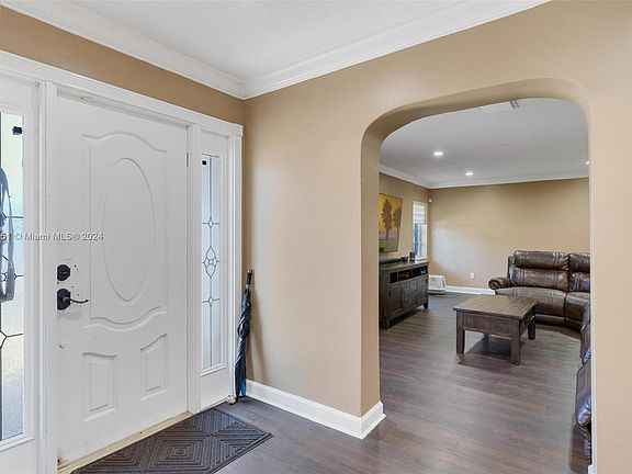 3rd image of 19210 Bel Aire Dr