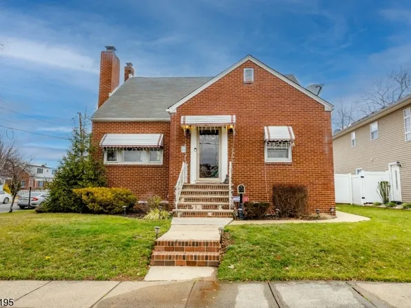 218 Garfield St, Linden City, NJ 07036