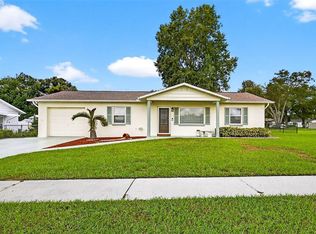 7251 Ashland Dr, Zephyrhills, FL 33540