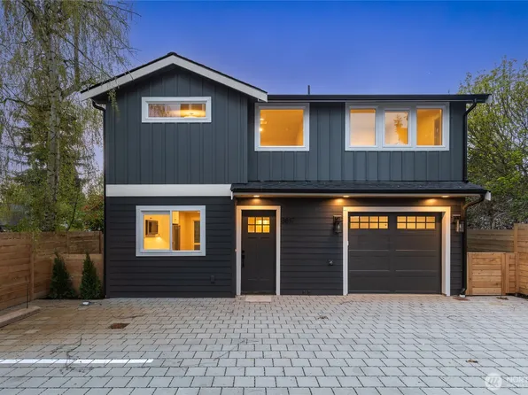 8817 Densmore Avenue N, Seattle, WA 98103