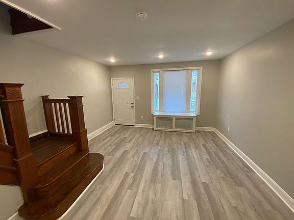 4th image of 5835 Montrose St