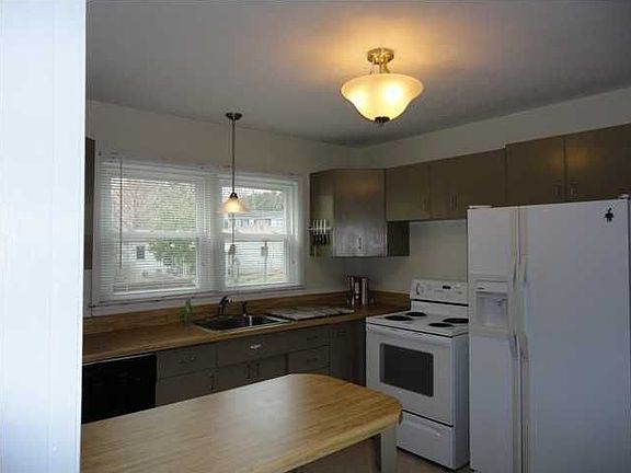 5th image of 524 Morton Cir