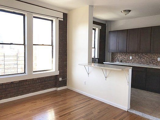 3rd image of 101 Audubon Ave APT 56