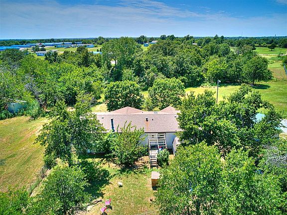 5th image of 105 Shady Meadows Ct