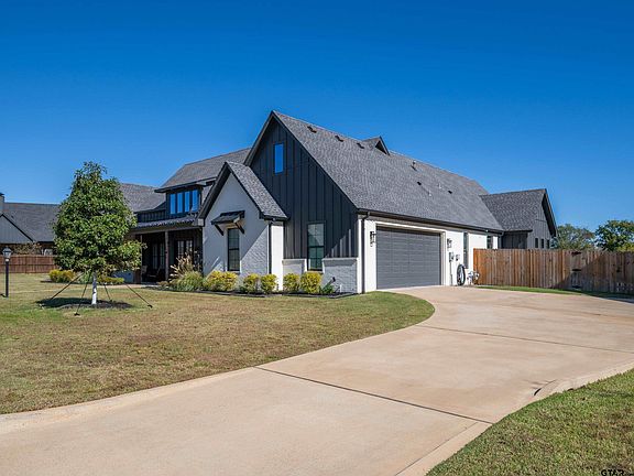 5th image of 20271 Deer Hollow Dr