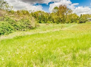150 Henry St, Uxbridge, MA 01569