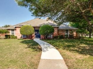 2233 Bunker Hill Cir, Plano, TX 75075