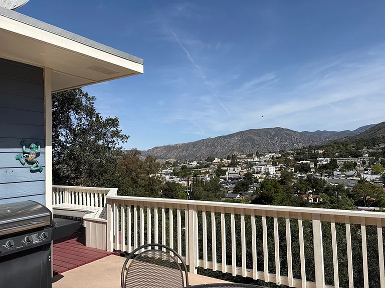 7036 Highcliff Trl — Photo 6