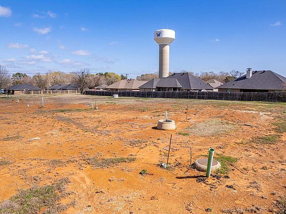 5th image of 600 Hagan Rd