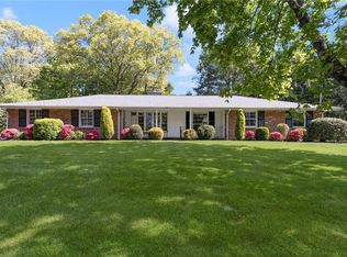 132 Timberline Rd, Warwick, RI 02886