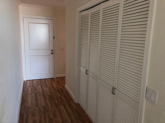 3rd image of 320 Vallejo Dr APT 43