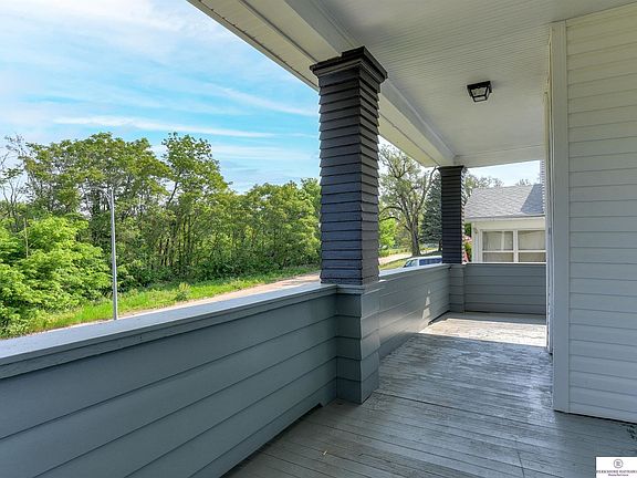 3rd image of 3633 Saratoga St