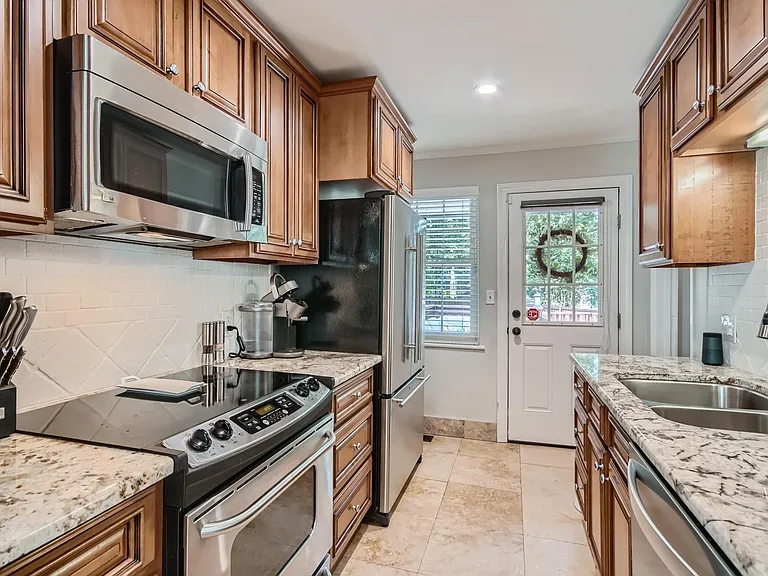 4630 Murrayhill Rd — Photo 9