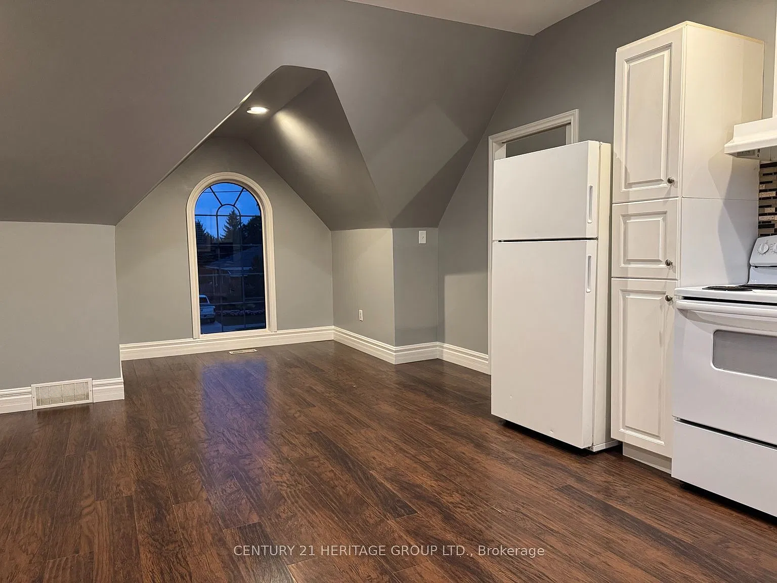 Studio, $1,495 — Photo 4