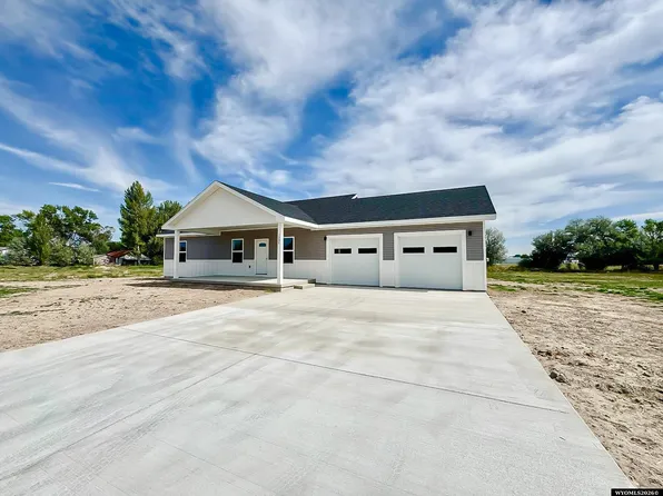 1307 N Broadway Ave, Broadway, WY 82501