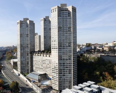 7000 Blvd #38A, West New York, NJ, 07093