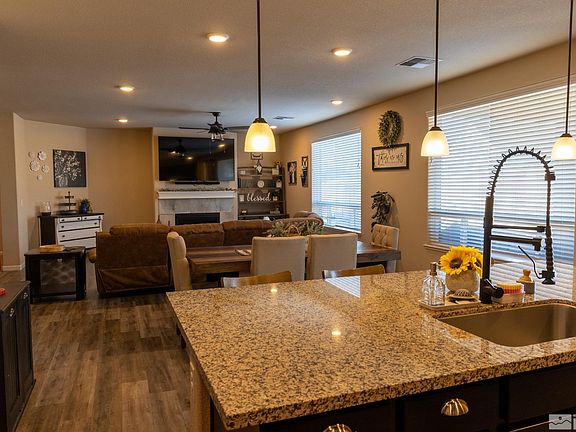 4th image of 1205 Mallard Crest Dr