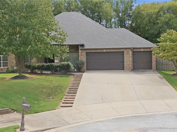 4379 Carriage Crossing Ln, Springdale, AR 72762