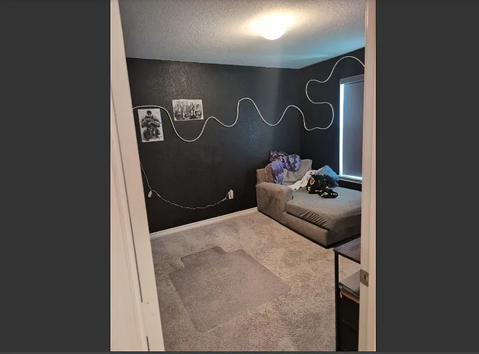 3 bed, 3.0 bath, 2100 sqft, $1,995 — Photo 3