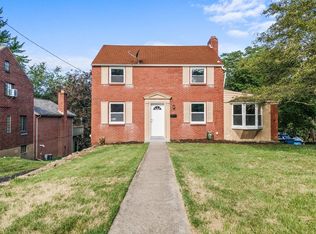 324 Iris Dr, Pittsburgh, PA 15235