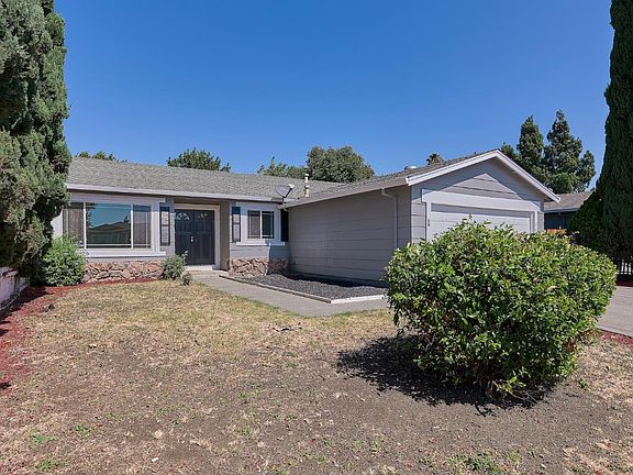 4th image of 96 Coral Lane