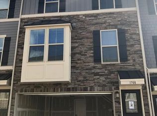 1708 Town Oak Ln, Charlotte, NC 28205