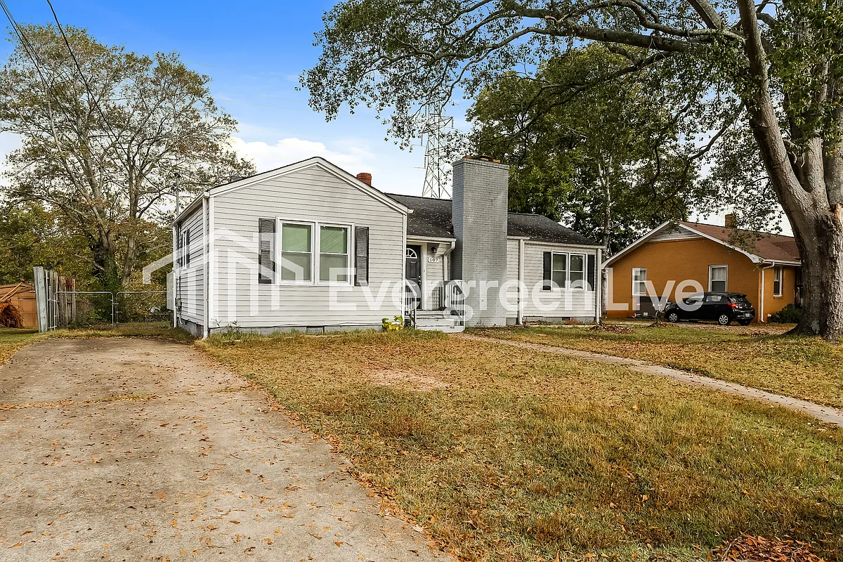 Building Photo - 107 Crest Ct